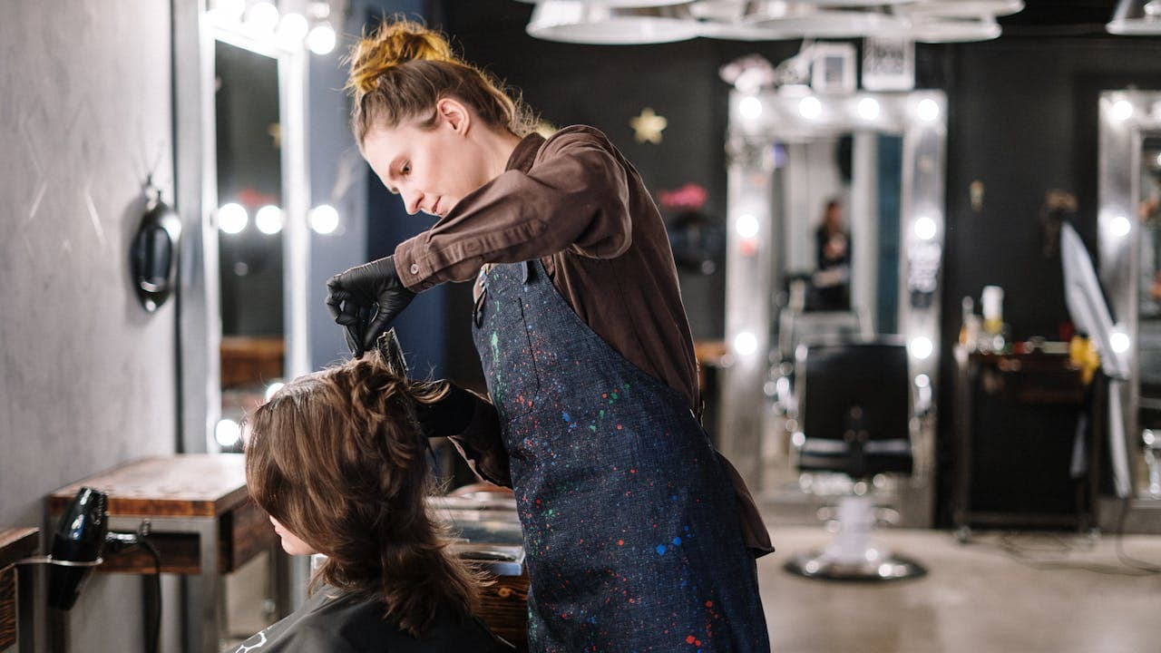 How to Reduce No-Shows for Your Service Business (5 Strategies That Work)